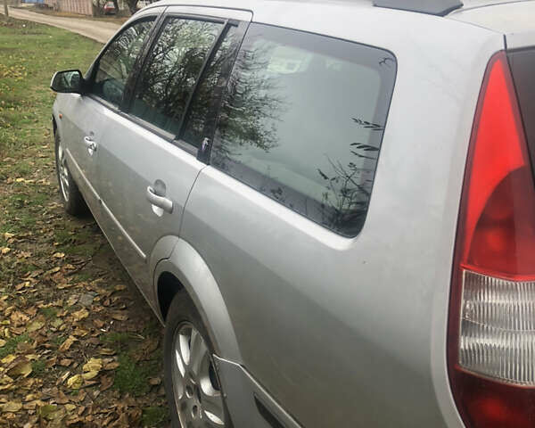 Серый Форд Мондео, объемом двигателя 2 л и пробегом 217 тыс. км за 2000 $, фото 1 на Automoto.ua