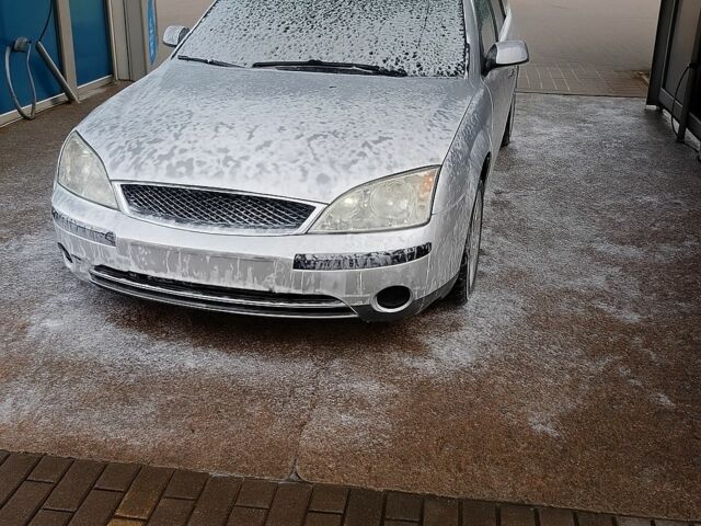 Серый Форд Мондео, объемом двигателя 0 л и пробегом 294 тыс. км за 3000 $, фото 1 на Automoto.ua