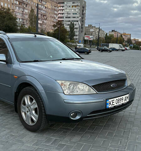 Серый Форд Мондео, объемом двигателя 2 л и пробегом 300 тыс. км за 4341 $, фото 1 на Automoto.ua