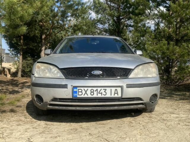 Сірий Форд Мондео, об'ємом двигуна 2 л та пробігом 301 тис. км за 2050 $, фото 1 на Automoto.ua