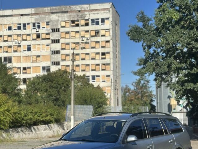 Сірий Форд Мондео, об'ємом двигуна 2 л та пробігом 300 тис. км за 1653 $, фото 1 на Automoto.ua