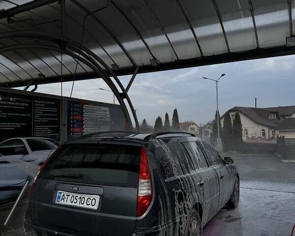 Серый Форд Мондео, объемом двигателя 1.8 л и пробегом 200 тыс. км за 3500 $, фото 1 на Automoto.ua