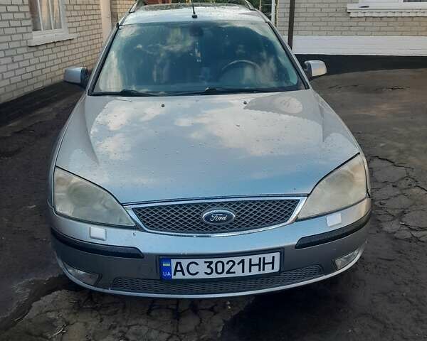 Серый Форд Мондео, объемом двигателя 2 л и пробегом 326 тыс. км за 4500 $, фото 1 на Automoto.ua