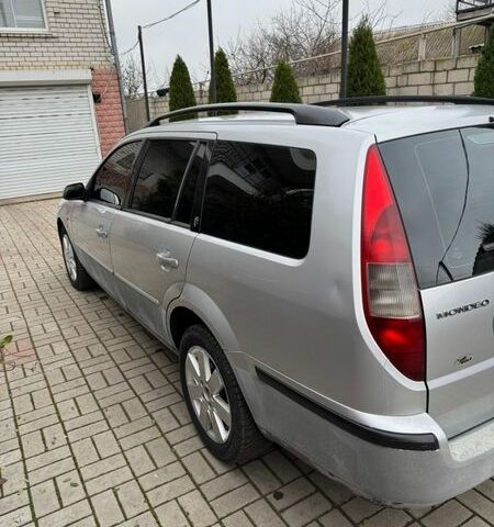 Сірий Форд Мондео, об'ємом двигуна 2 л та пробігом 370 тис. км за 1500 $, фото 1 на Automoto.ua