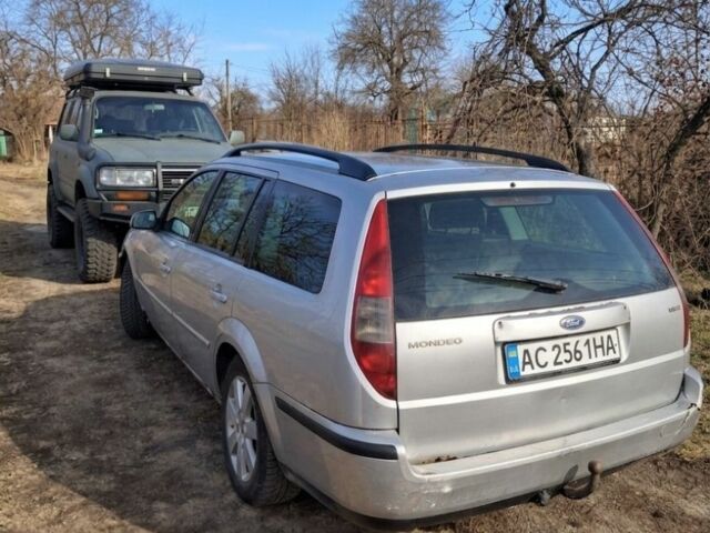 Сірий Форд Мондео, об'ємом двигуна 2 л та пробігом 380 тис. км за 1700 $, фото 1 на Automoto.ua