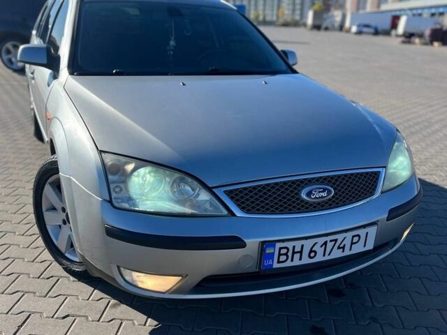 Сірий Форд Мондео, об'ємом двигуна 2 л та пробігом 302 тис. км за 3850 $, фото 1 на Automoto.ua