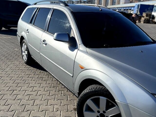 Сірий Форд Мондео, об'ємом двигуна 2 л та пробігом 302 тис. км за 3850 $, фото 1 на Automoto.ua