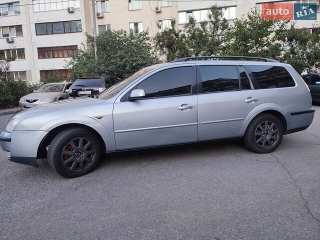 Сірий Форд Мондео, об'ємом двигуна 1.8 л та пробігом 327 тис. км за 3800 $, фото 1 на Automoto.ua