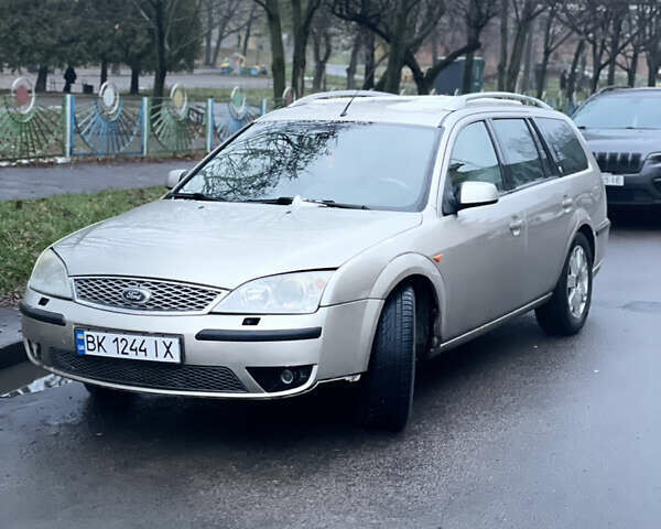 Серый Форд Мондео, объемом двигателя 2 л и пробегом 350 тыс. км за 2999 $, фото 1 на Automoto.ua