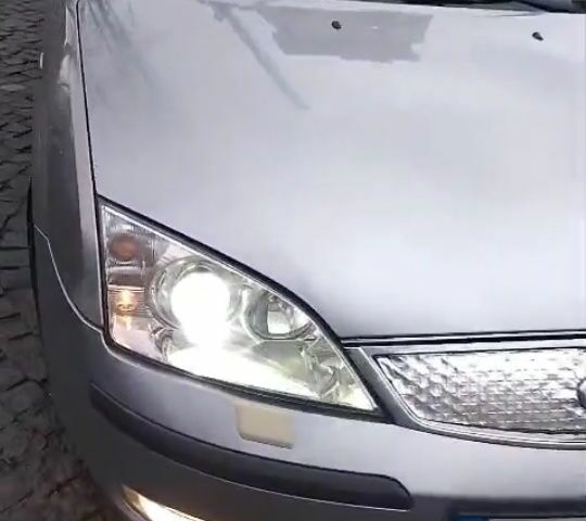 Серый Форд Мондео, объемом двигателя 2 л и пробегом 288 тыс. км за 4404 $, фото 1 на Automoto.ua