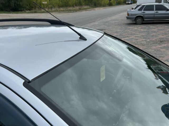 Сірий Форд Мондео, об'ємом двигуна 2 л та пробігом 327 тис. км за 4700 $, фото 1 на Automoto.ua