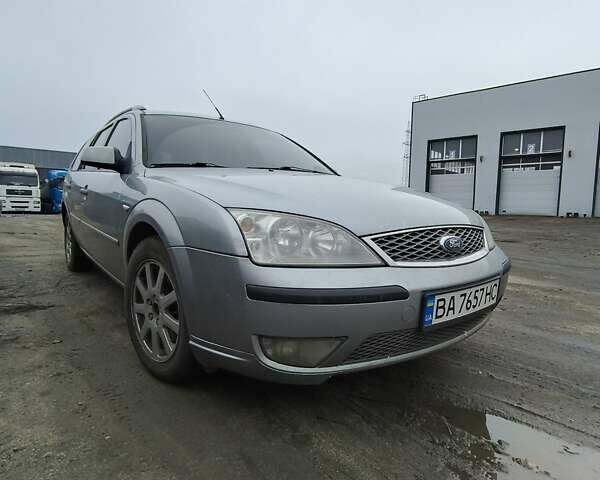 Серый Форд Мондео, объемом двигателя 1.8 л и пробегом 350 тыс. км за 4200 $, фото 1 на Automoto.ua