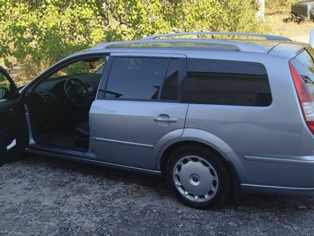 Сірий Форд Мондео, об'ємом двигуна 2 л та пробігом 370 тис. км за 2600 $, фото 1 на Automoto.ua