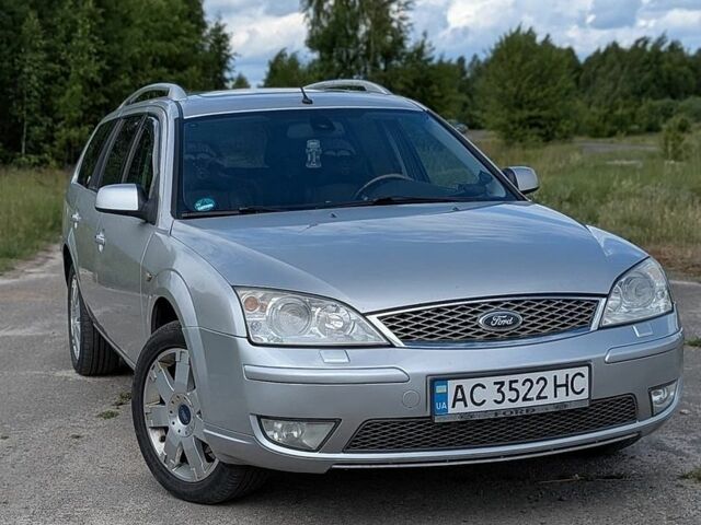 Сірий Форд Мондео, об'ємом двигуна 2 л та пробігом 264 тис. км за 5600 $, фото 1 на Automoto.ua