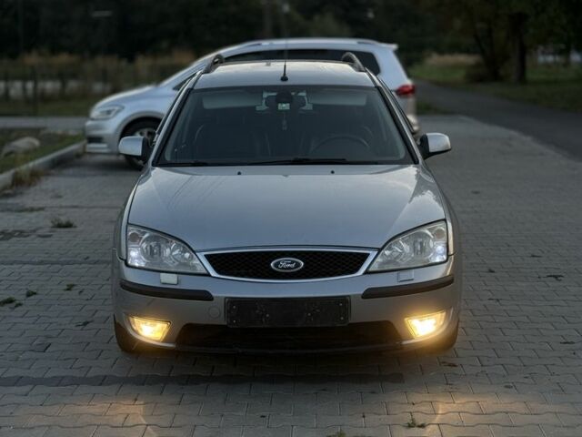 Сірий Форд Мондео, об'ємом двигуна 2 л та пробігом 270 тис. км за 3800 $, фото 1 на Automoto.ua