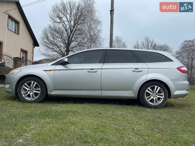Сірий Форд Мондео, об'ємом двигуна 2 л та пробігом 268 тис. км за 5500 $, фото 1 на Automoto.ua