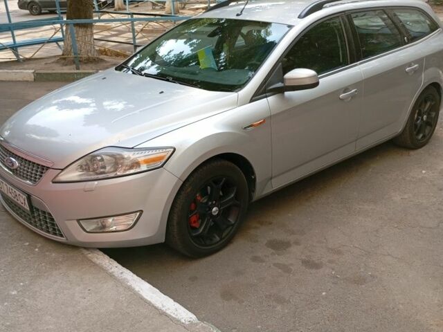 Форд Мондео 2007 в Херсоне на Automoto.ua Серый Форд Мондео, объемом двигателя 2 л и пробегом 300 тыс. км за 7200 $, фото 1 на Automoto.ua