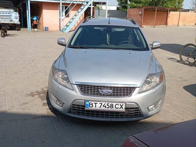 Сірий Форд Мондео, об'ємом двигуна 2 л та пробігом 300 тис. км за 6900 $, фото 1 на Automoto.ua