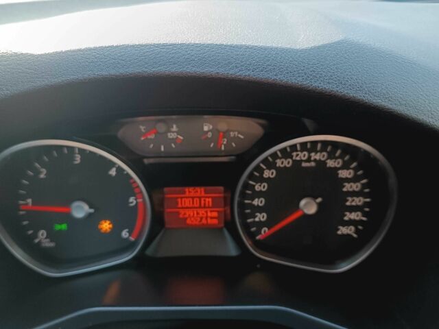 Серый Форд Мондео, объемом двигателя 1.8 л и пробегом 240 тыс. км за 4800 $, фото 1 на Automoto.ua