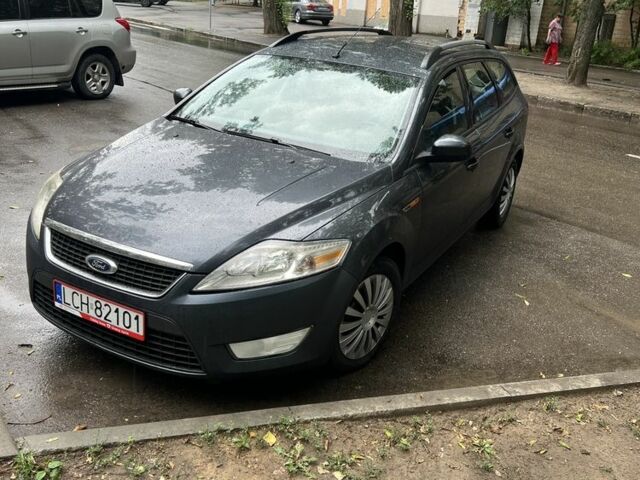 Сірий Форд Мондео, об'ємом двигуна 1.8 л та пробігом 300 тис. км за 3300 $, фото 1 на Automoto.ua