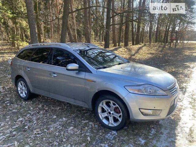 Серый Форд Мондео, объемом двигателя 2.18 л и пробегом 400 тыс. км за 4500 $, фото 1 на Automoto.ua