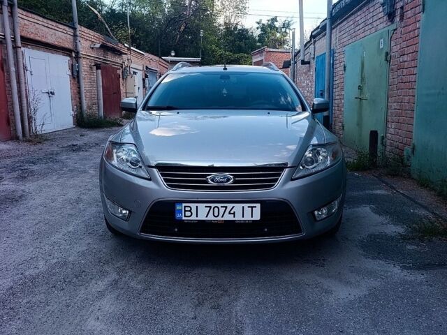 Сірий Форд Мондео, об'ємом двигуна 2.26 л та пробігом 270 тис. км за 7500 $, фото 1 на Automoto.ua