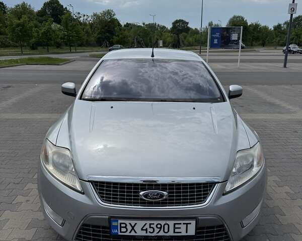 Серый Форд Мондео, объемом двигателя 2 л и пробегом 300 тыс. км за 6300 $, фото 1 на Automoto.ua