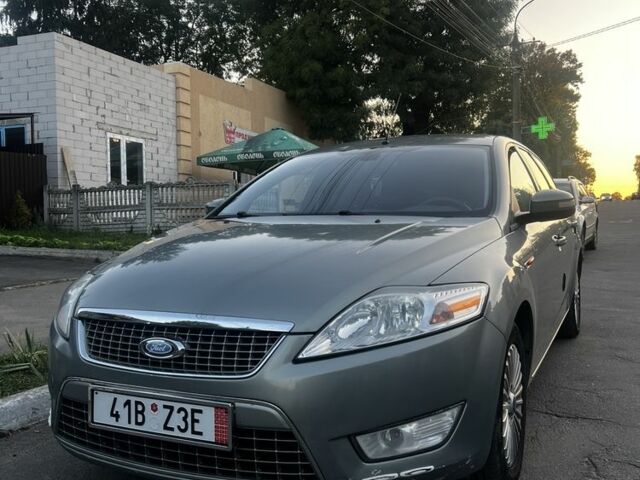 Сірий Форд Мондео, об'ємом двигуна 2 л та пробігом 267 тис. км за 3313 $, фото 1 на Automoto.ua