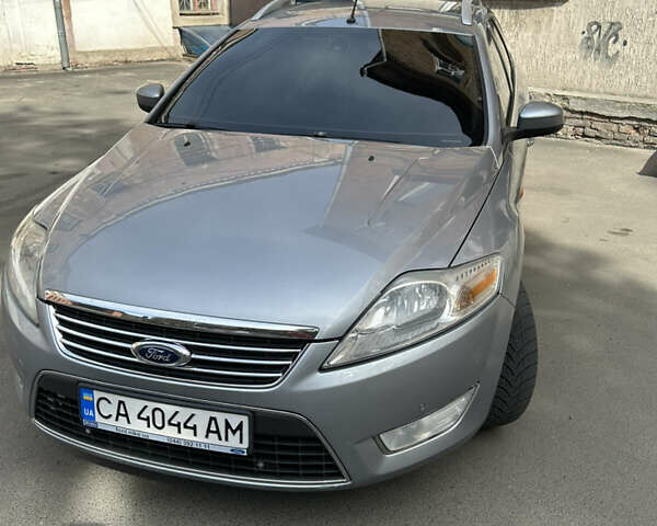 Сірий Форд Мондео, об'ємом двигуна 1.75 л та пробігом 274 тис. км за 5800 $, фото 1 на Automoto.ua