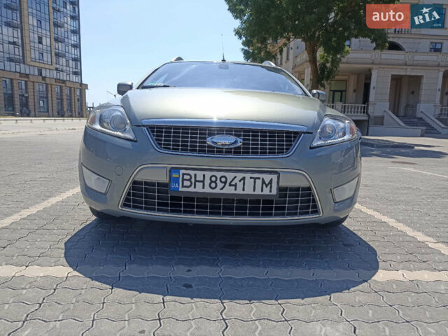 Серый Форд Мондео, объемом двигателя 2 л и пробегом 255 тыс. км за 7500 $, фото 1 на Automoto.ua