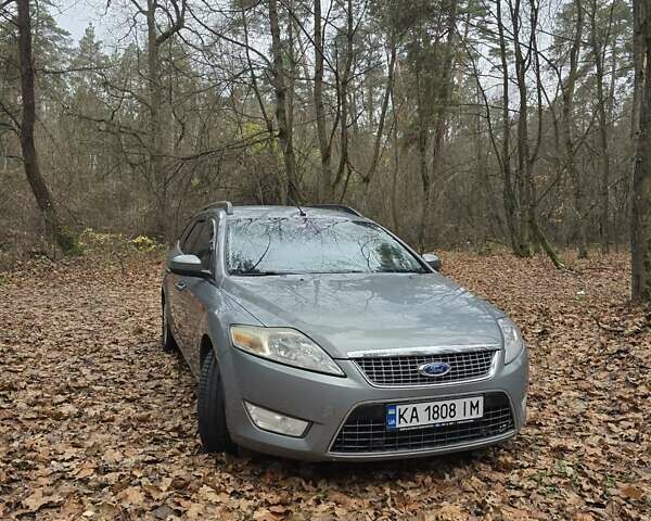 Серый Форд Мондео, объемом двигателя 2 л и пробегом 270 тыс. км за 7500 $, фото 1 на Automoto.ua