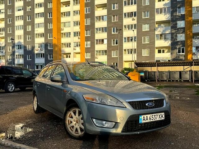 Сірий Форд Мондео, об'ємом двигуна 2 л та пробігом 388 тис. км за 5400 $, фото 1 на Automoto.ua