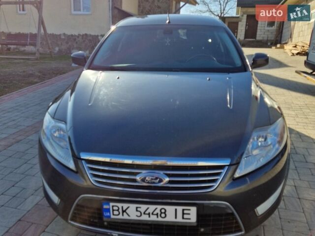 Серый Форд Мондео, объемом двигателя 1.75 л и пробегом 284 тыс. км за 5800 $, фото 1 на Automoto.ua