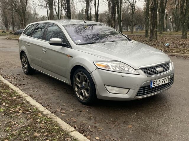 Сірий Форд Мондео, об'ємом двигуна 2.2 л та пробігом 111 тис. км за 3250 $, фото 1 на Automoto.ua