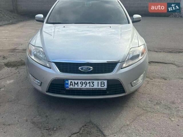 Сірий Форд Мондео, об'ємом двигуна 1.6 л та пробігом 175 тис. км за 5700 $, фото 1 на Automoto.ua