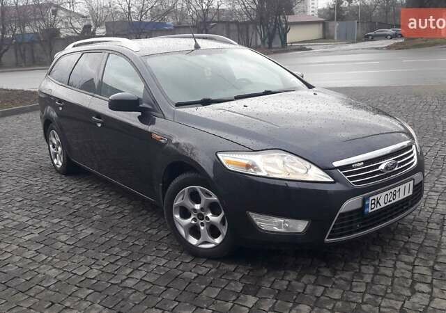 Сірий Форд Мондео, об'ємом двигуна 2 л та пробігом 232 тис. км за 7100 $, фото 1 на Automoto.ua