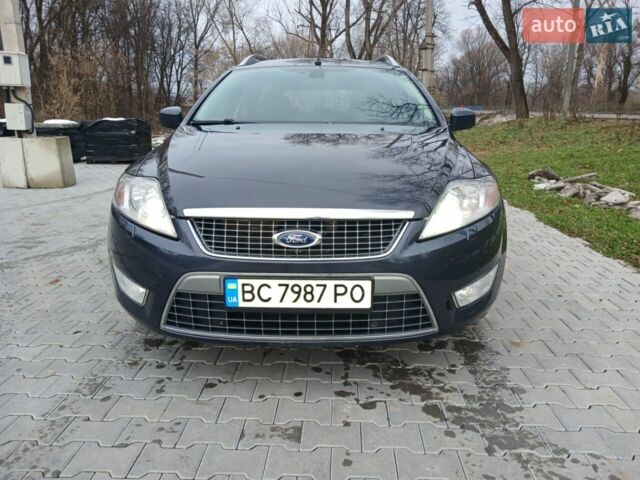 Сірий Форд Мондео, об'ємом двигуна 2 л та пробігом 330 тис. км за 8000 $, фото 1 на Automoto.ua