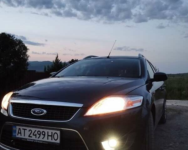 Сірий Форд Мондео, об'ємом двигуна 2.2 л та пробігом 245 тис. км за 7300 $, фото 1 на Automoto.ua