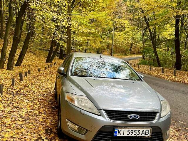 Серый Форд Мондео, объемом двигателя 2 л и пробегом 250 тыс. км за 6700 $, фото 1 на Automoto.ua