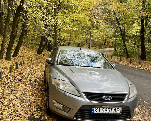 Серый Форд Мондео, объемом двигателя 2 л и пробегом 250 тыс. км за 7000 $, фото 1 на Automoto.ua