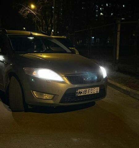 Серый Форд Мондео, объемом двигателя 2 л и пробегом 230 тыс. км за 6399 $, фото 1 на Automoto.ua