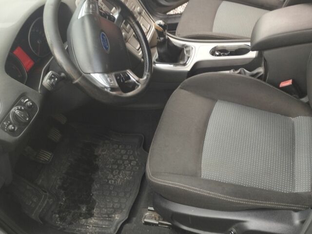 Серый Форд Мондео, объемом двигателя 1.8 л и пробегом 280 тыс. км за 6800 $, фото 1 на Automoto.ua