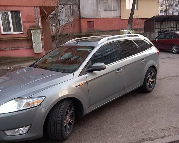 Серый Форд Мондео, объемом двигателя 2.2 л и пробегом 350 тыс. км за 6200 $, фото 1 на Automoto.ua