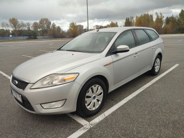 Сірий Форд Мондео, об'ємом двигуна 2 л та пробігом 264 тис. км за 5700 $, фото 1 на Automoto.ua