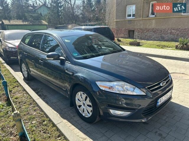 Сірий Форд Мондео, об'ємом двигуна 1.56 л та пробігом 212 тис. км за 7500 $, фото 1 на Automoto.ua