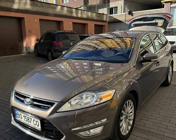Серый Форд Мондео, объемом двигателя 2 л и пробегом 255 тыс. км за 7050 $, фото 1 на Automoto.ua