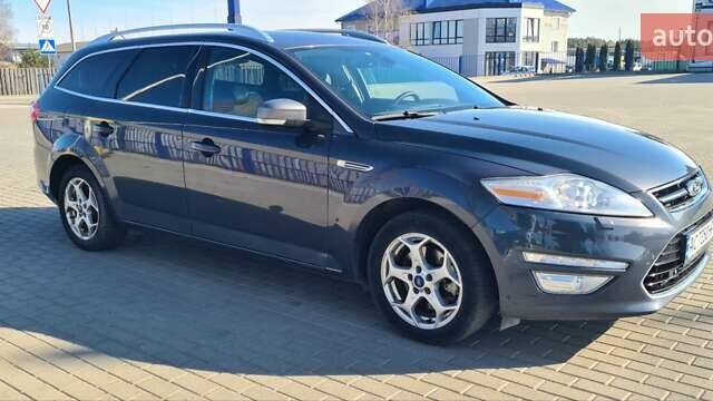 Сірий Форд Мондео, об'ємом двигуна 1.6 л та пробігом 289 тис. км за 7200 $, фото 1 на Automoto.ua