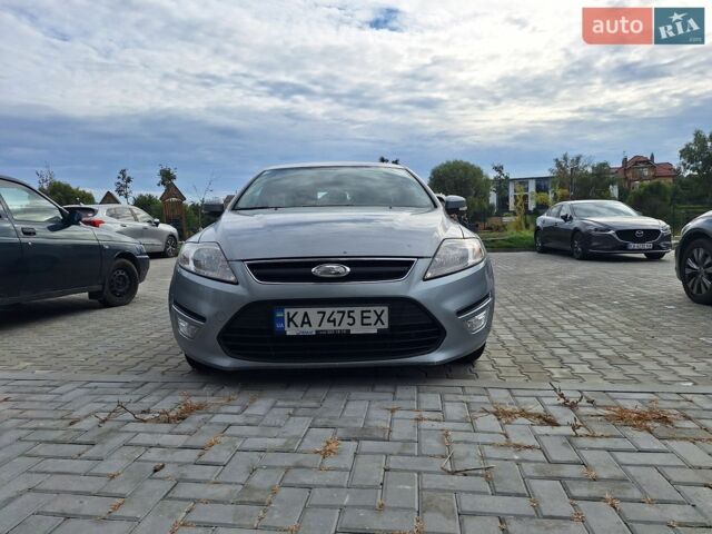 Сірий Форд Мондео, об'ємом двигуна 2 л та пробігом 240 тис. км за 5700 $, фото 1 на Automoto.ua