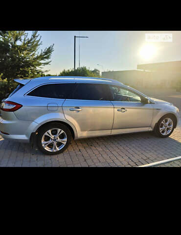 Сірий Форд Мондео, об'ємом двигуна 1.56 л та пробігом 308 тис. км за 9200 $, фото 1 на Automoto.ua