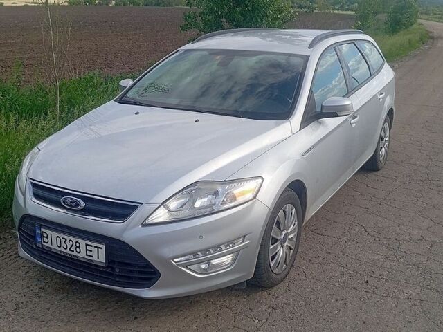 Сірий Форд Мондео, об'ємом двигуна 2 л та пробігом 240 тис. км за 7500 $, фото 1 на Automoto.ua
